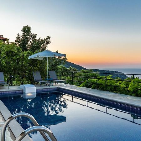 Villa Margini, Aegean Views , Pool Villa, Skopelos Exterior foto