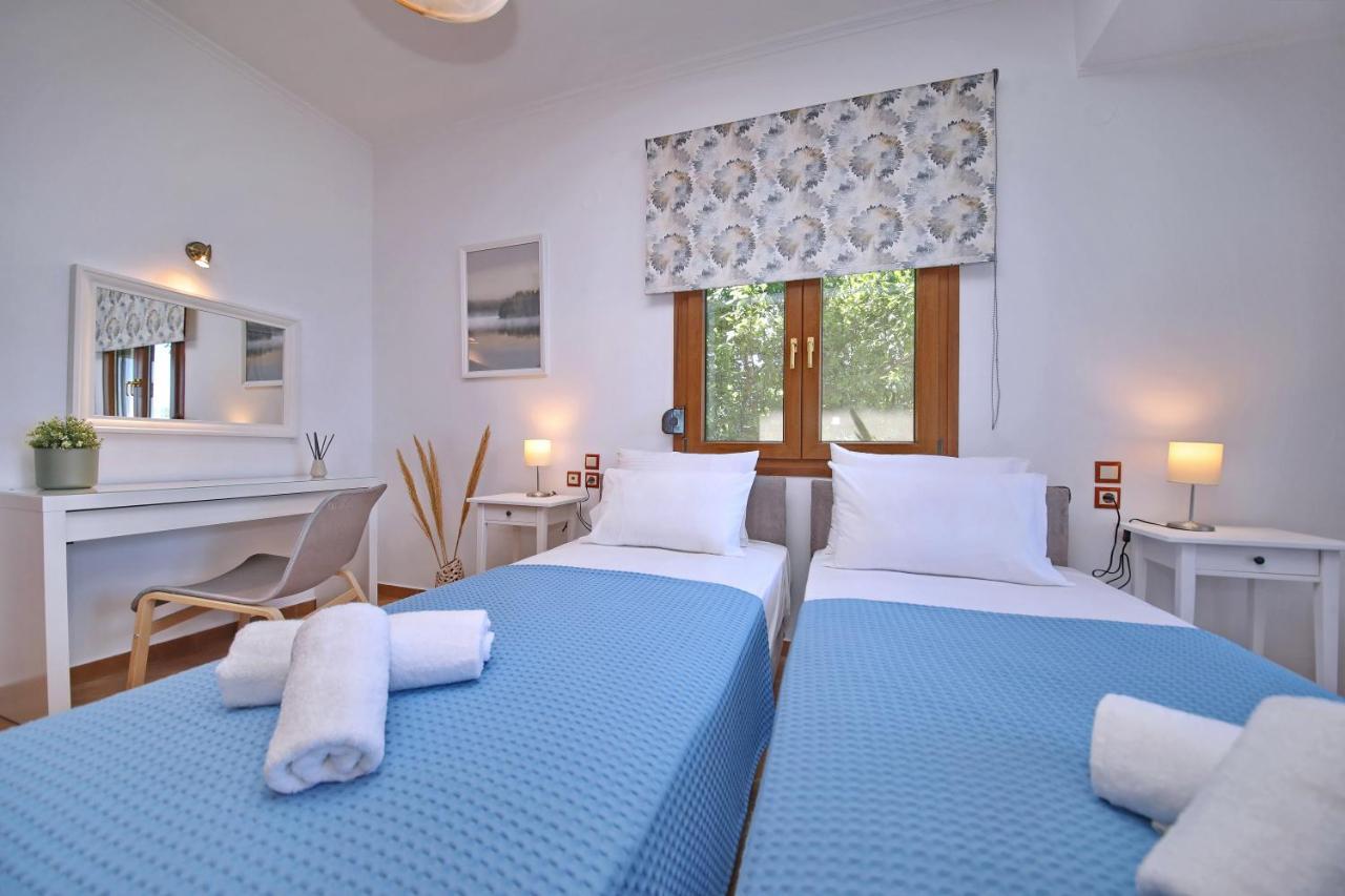 Villa Margini, Aegean Views , Pool Villa, Skopelos Exterior foto
